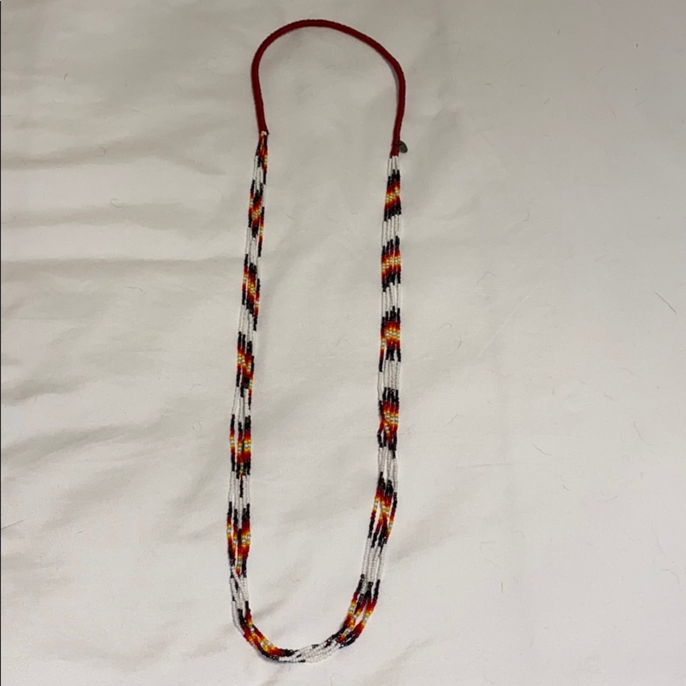 Colorful beaded king necklace